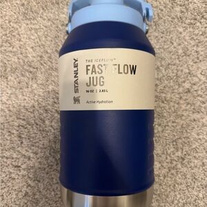 Stanley IceFlow Blue Jug